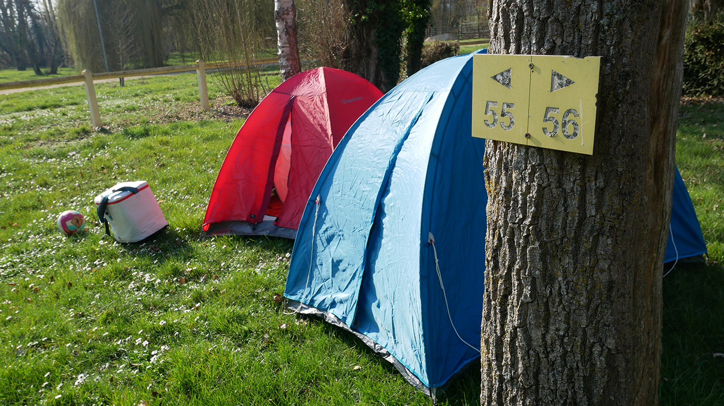 Poser ses tentes au sein du camping chartres